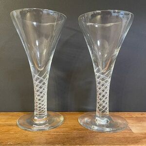 Metropolitan Museum MET Air Twist Stem Reproduction Wine Glasses/Water Goblets